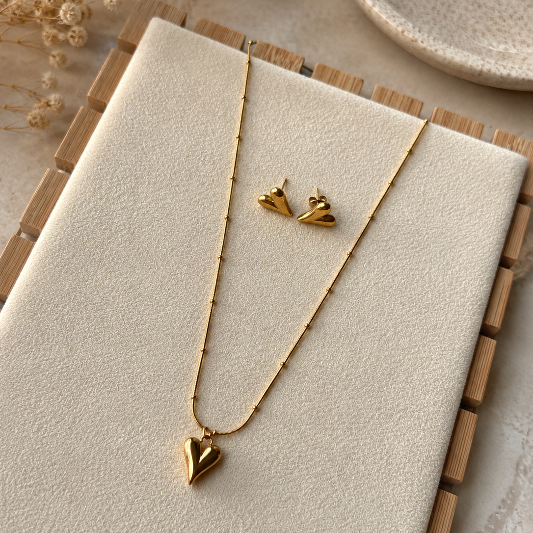 Minimalist Heart Jewelry Set