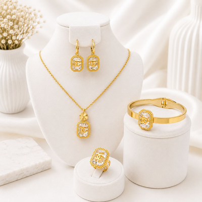Chanal jeweler set
