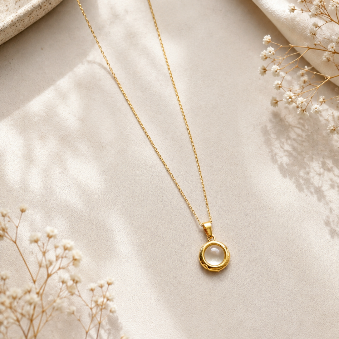 Minimalist Circle Pendant